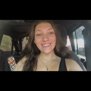 Meet your Posher, Mackenzie